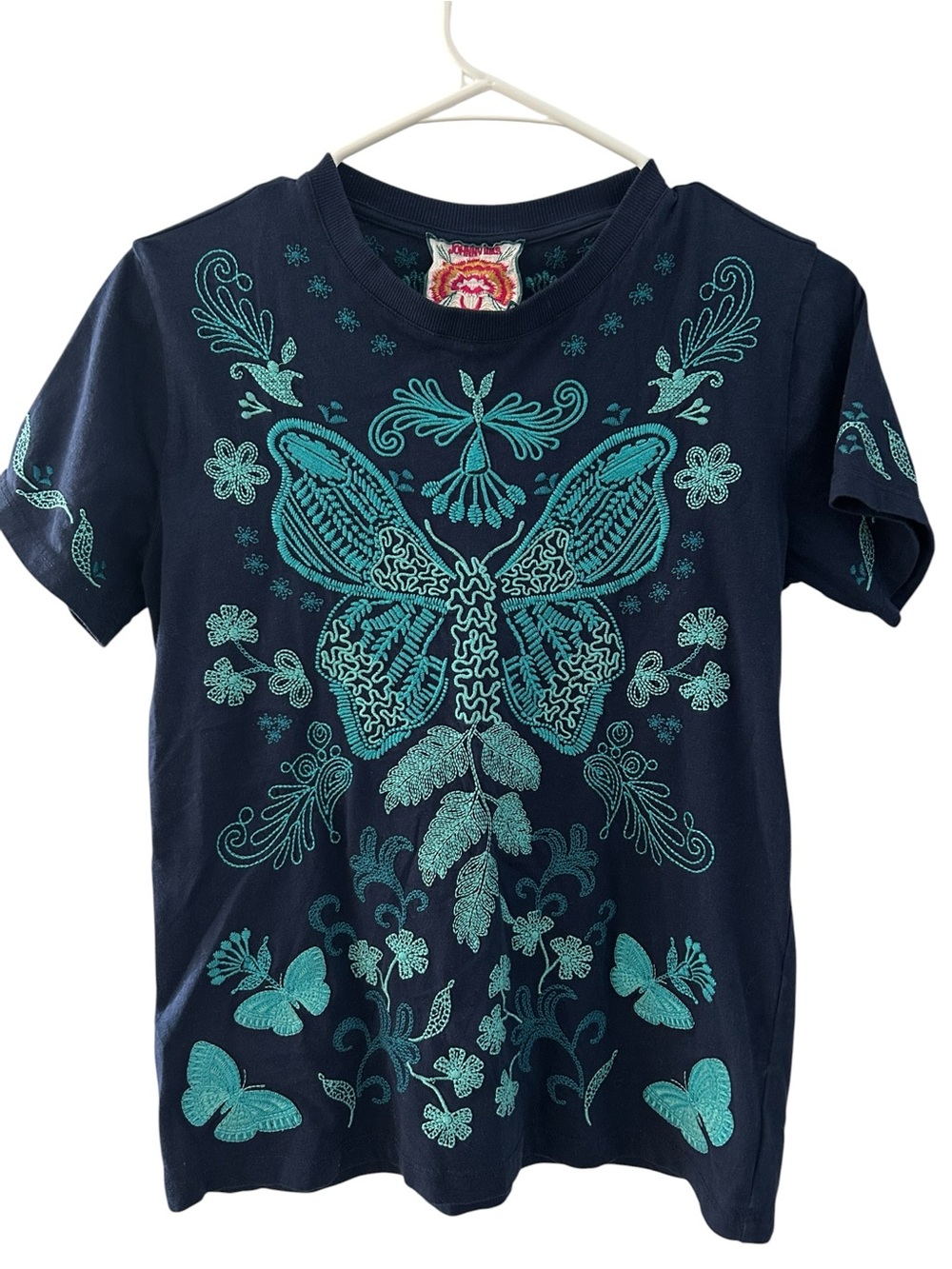 π¦ Johnny Was Navy Embroidered Butterfly Floral Boho Crew Neck TβShirt XS - Picture 4 of 10